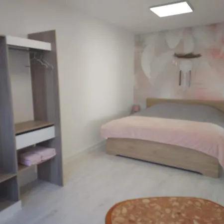 La Sweet Du Globe Maubeuge Appartement Buitenkant foto